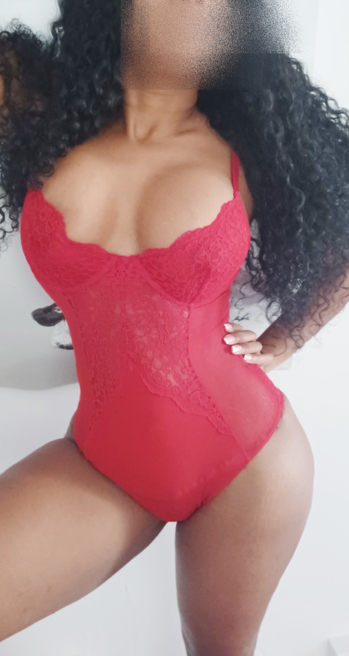 CARLA COLOMBIANA 23 AÑOS , ADICTA AL PLACER Y AL S