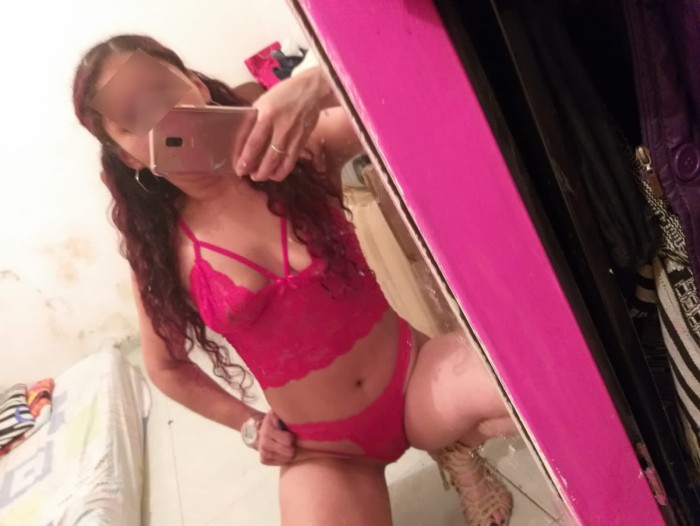 24H SOY UNA BOMBA EXÓTICA CUANDO ESTOY FRENTE A TI