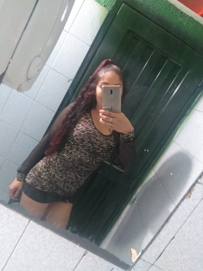 24H SOY UNA BOMBA EXÓTICA CUANDO ESTOY FRENTE A TI