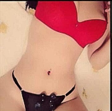 LAURA,EL PLACER LLEGO A CUATRO CAMINOS