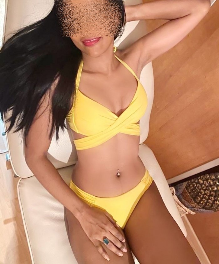 JENNIFER BUENISIMA PARA LA CAMA CON GRANDES LOCURA
