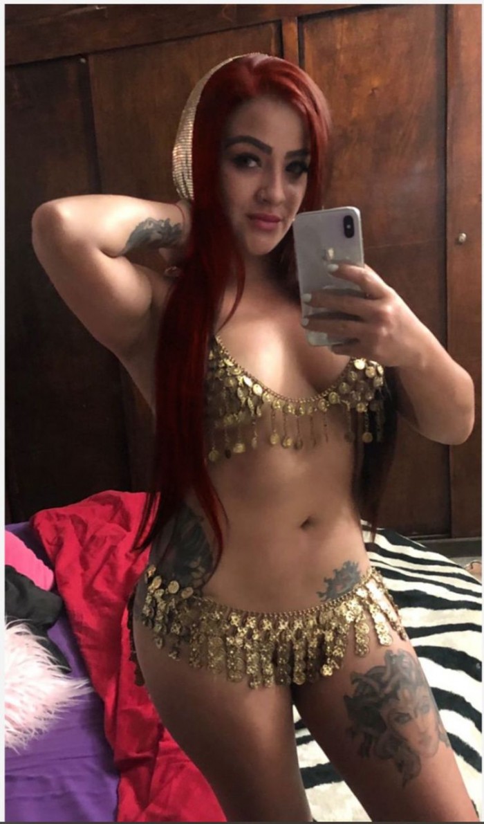 SENSACIONAL PELIROJA MUY GUAPA SEXI Y DIVERTIDA!!