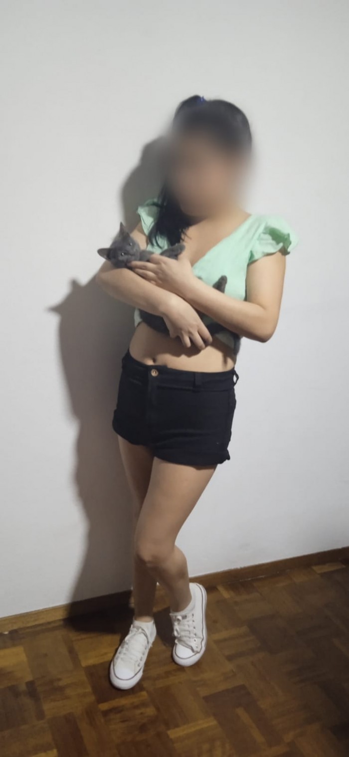 puta jovencita de 20-salidas 85€¡¡