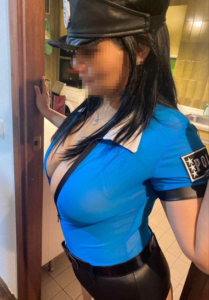 tetona natural muy puta-salidas 85€-katty