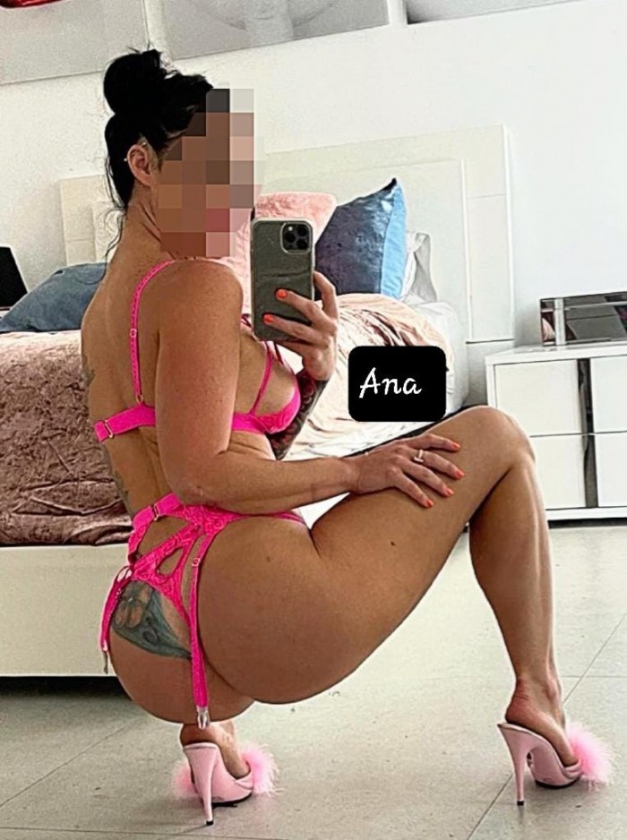 ANA, ME CONSIDERO UNA MUJER MUY SENSUAL, JUGUETONA