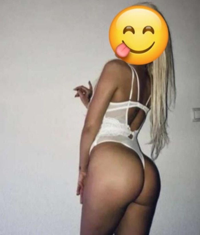 MI EXQUISITO PALADAR ES PARA RICAS POLLAS………