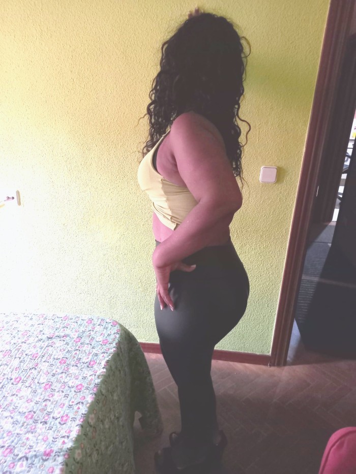 BELLA MASAJISTA