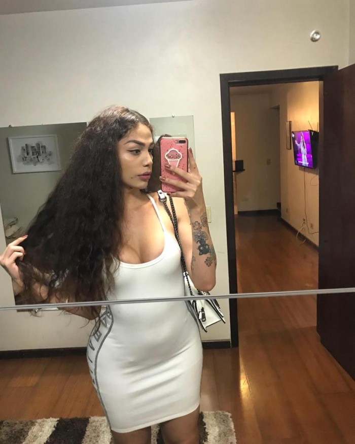 Eduarda, traviesa e implicada masajista erotica