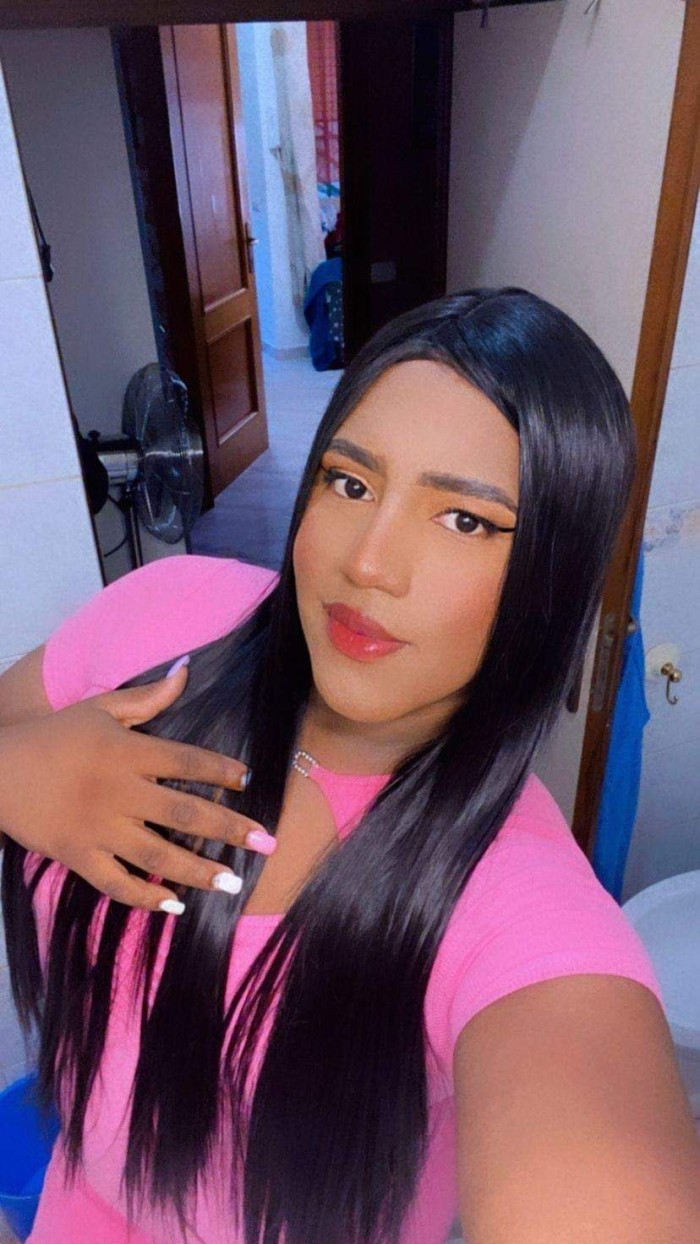 Acompañante atrevida