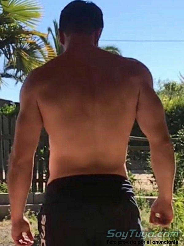 chico guapo majete en el barbanza