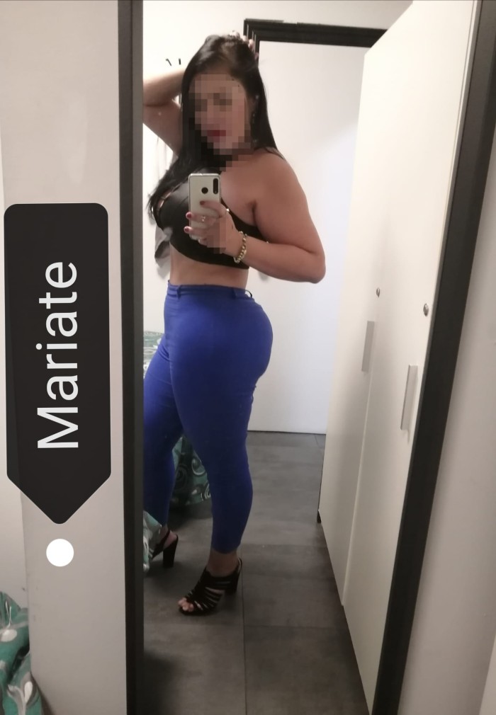 MASAJES Y FIESTA