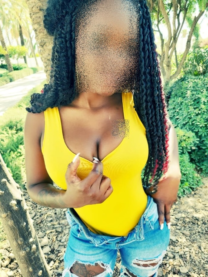 M ¨* La compañera ideal para una cena, una reunión