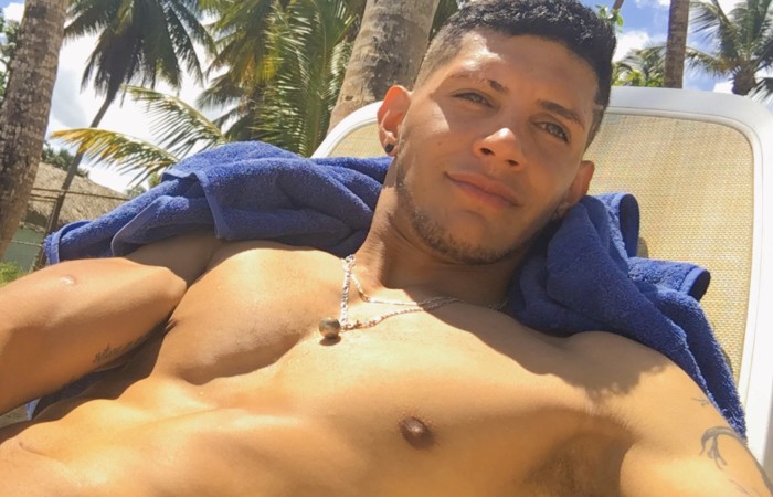 Latino morboso, pollon y fiestero