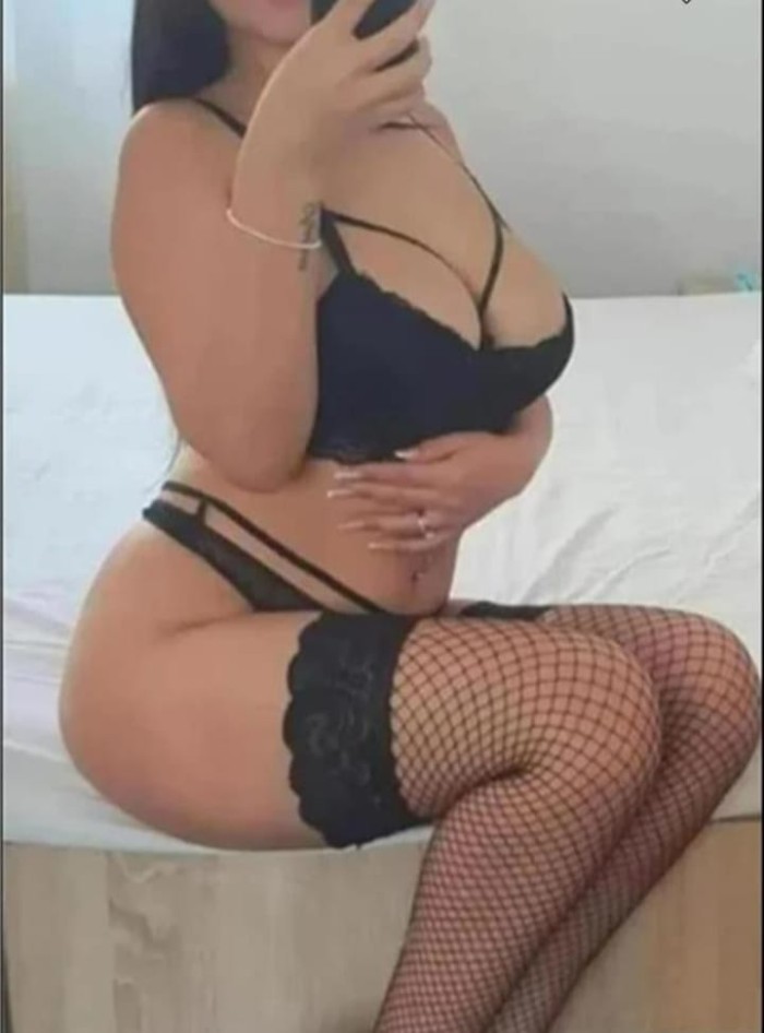 LUJURIOSA ARDIENTE IMPLICADA