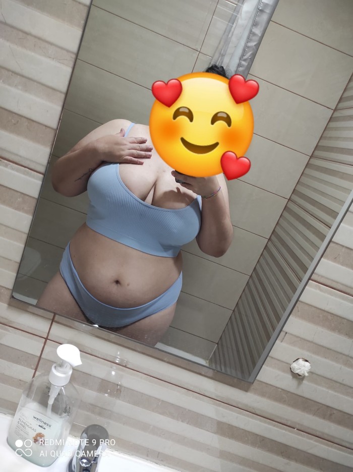 Gordita sexy atrevida con ganas de sentirte