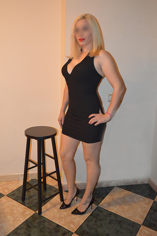 Dana una masajista con unos dedos especiales, te p