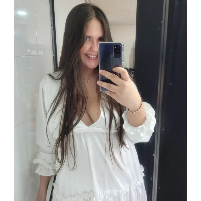 sofia jovencita colombiana