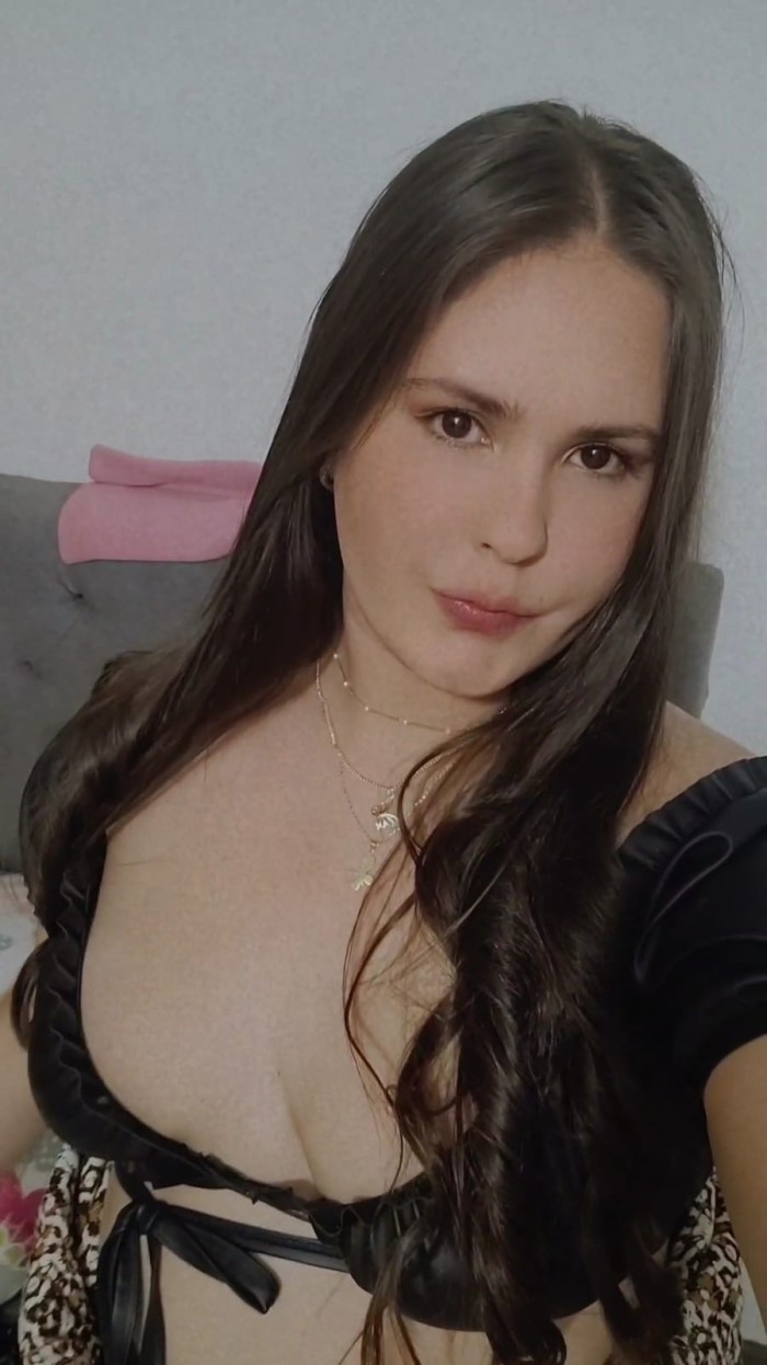 sofia jovencita colombiana