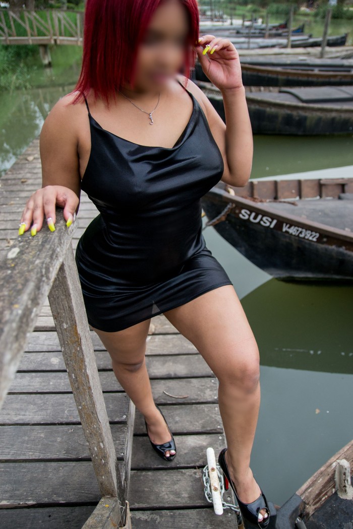 UNA SUPER CHICA EN TU COMPAÑIA