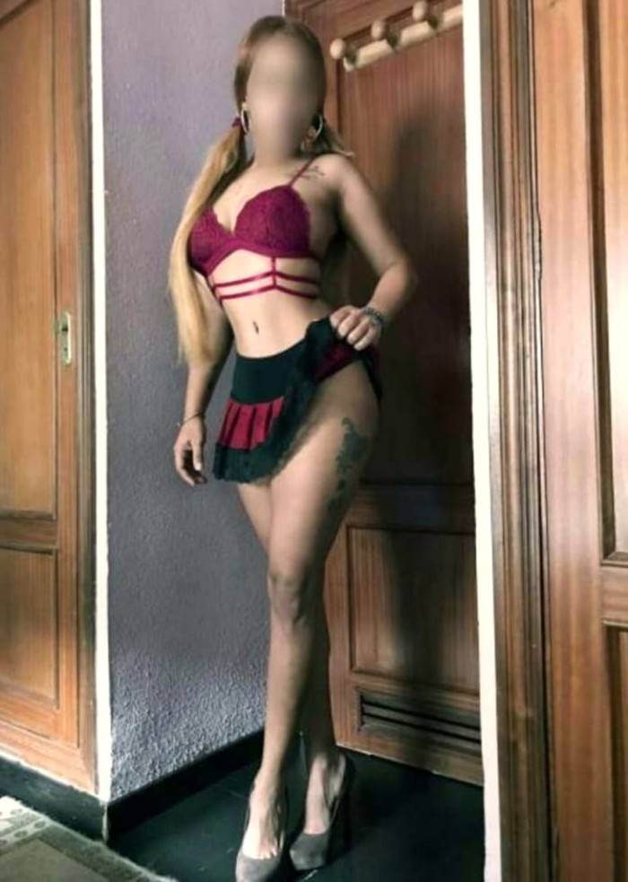 E✔ ✔Rubia hermosisima un huracán de alegría