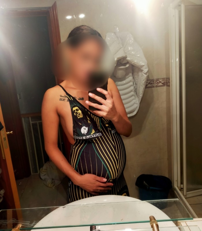 Pareja MIRAR Y TOCAR