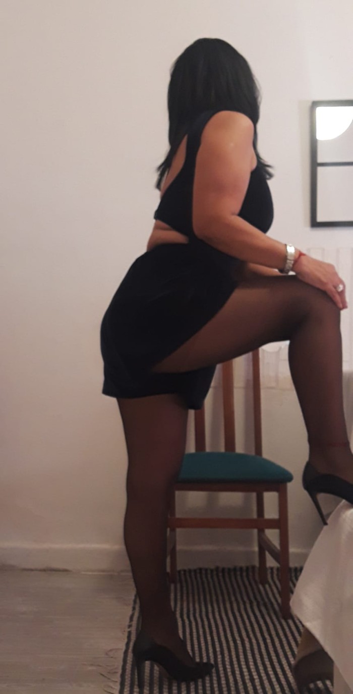NOELIA SEÑORA MADURA PANAMEÑA