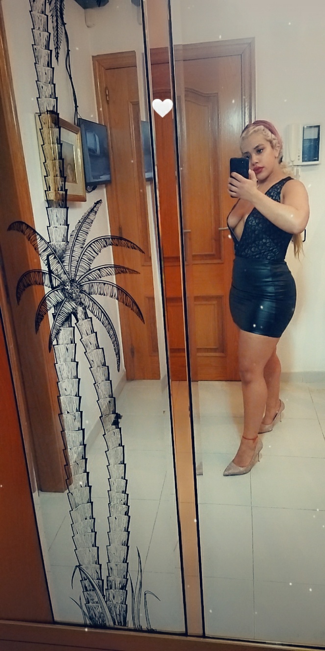 Alexandra muy sexy posturas, sexy deliciosas curva