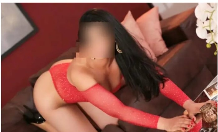 GUAPA COLOMBIANA¡ME ENCANTARÍA VIVIR COSAS NUEVAS!