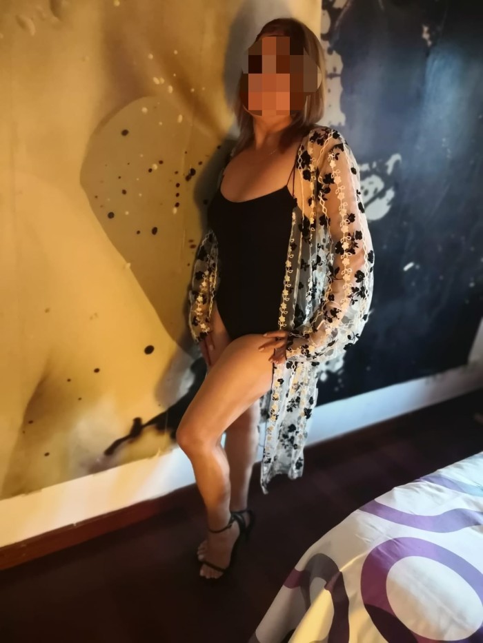 MANUELA! DISFRUTEMOS DE LOS PLACERES DEL SEXO!!