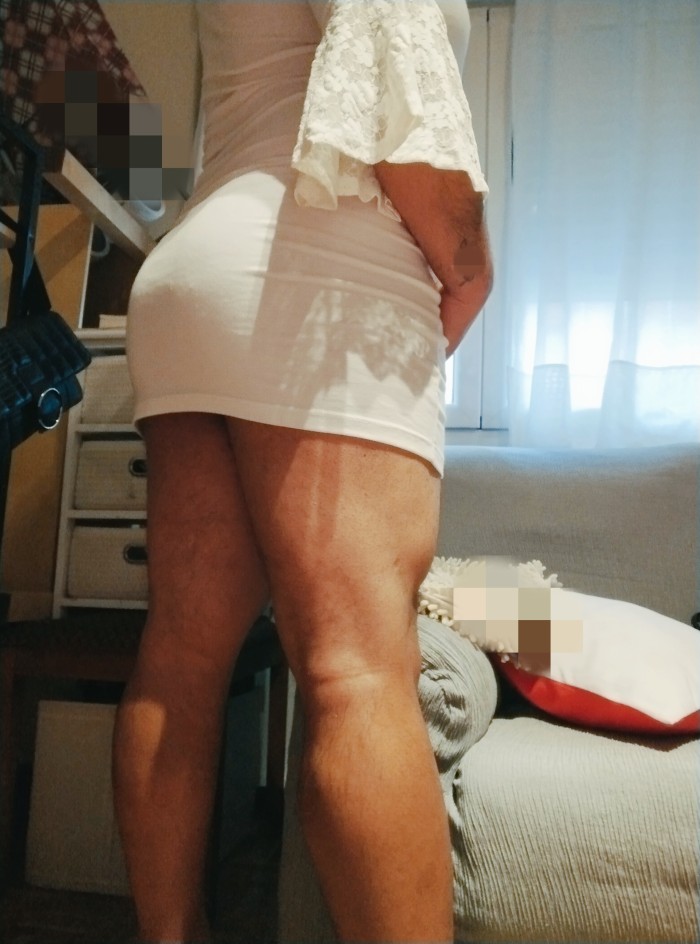 Tú travesti cariñosa medio gordita rellenita sexy