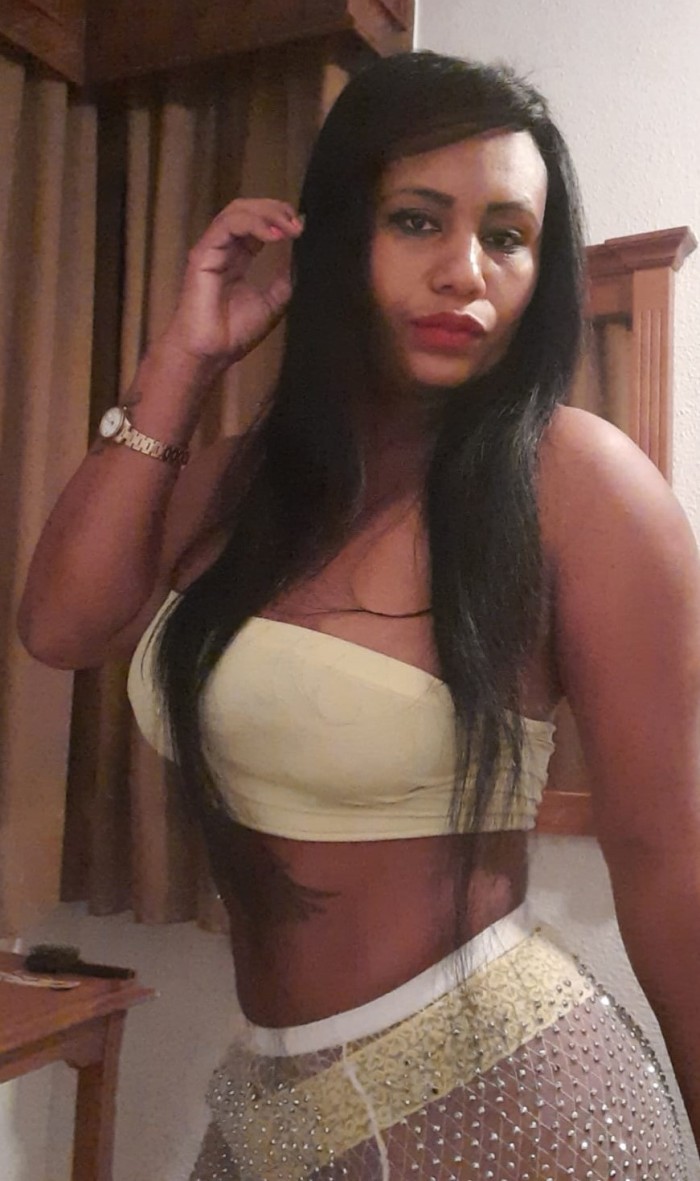 QUIERO QUE ME APAGUES ESTOY CALIENTE