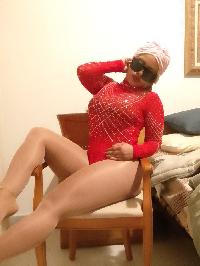 Mataró Alexandra masajes relajantes paja cubana