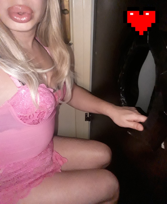 TRAVESTI DULCE GLORY HOLE CASERO RUZAFA MAMADAS 20