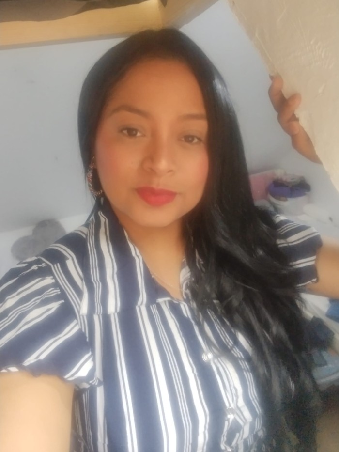 M*Me gusta divertirme ven y Disfruta soy complaci