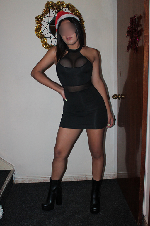 Jessica  encuentra en mis manos un autentico relax