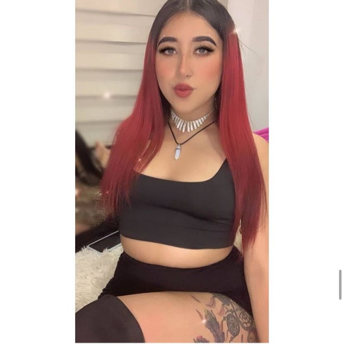 PELI ROJA DELGADA PERO CULONA!!! VEN FOLLAME