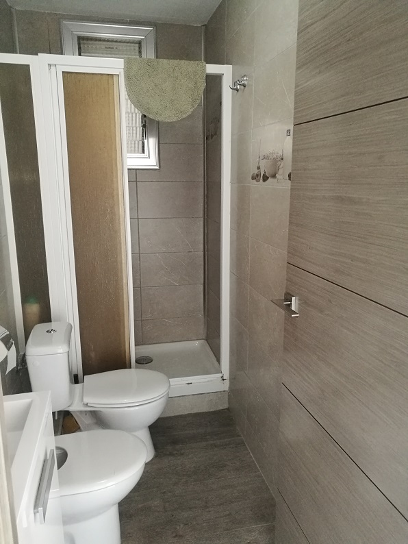 habitacion para escort solo venir de dia,ducha pro