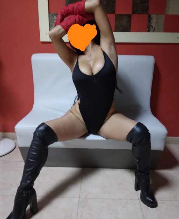 MIACASITA CON DULCES SEÑORITAS BESUCoNS Y Amables