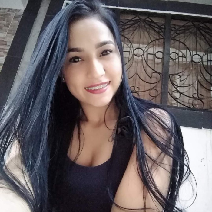 CON GANAS DE SEXO Y CUMPLIR TUS SUEÑOS.