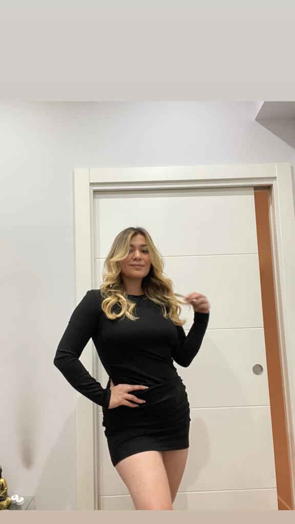 CAMILA RUBIA….SEXO 24HRS …….BAILE SENSUAL