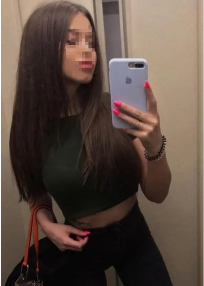Joven madrileña con ganas de cumplir tus fantasías