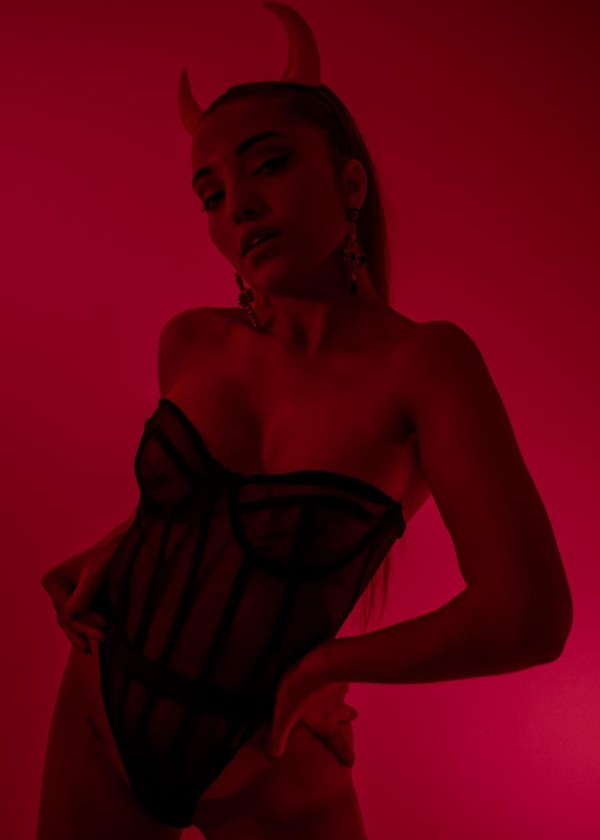 Masajes eróticos Y BDSM en Alicante