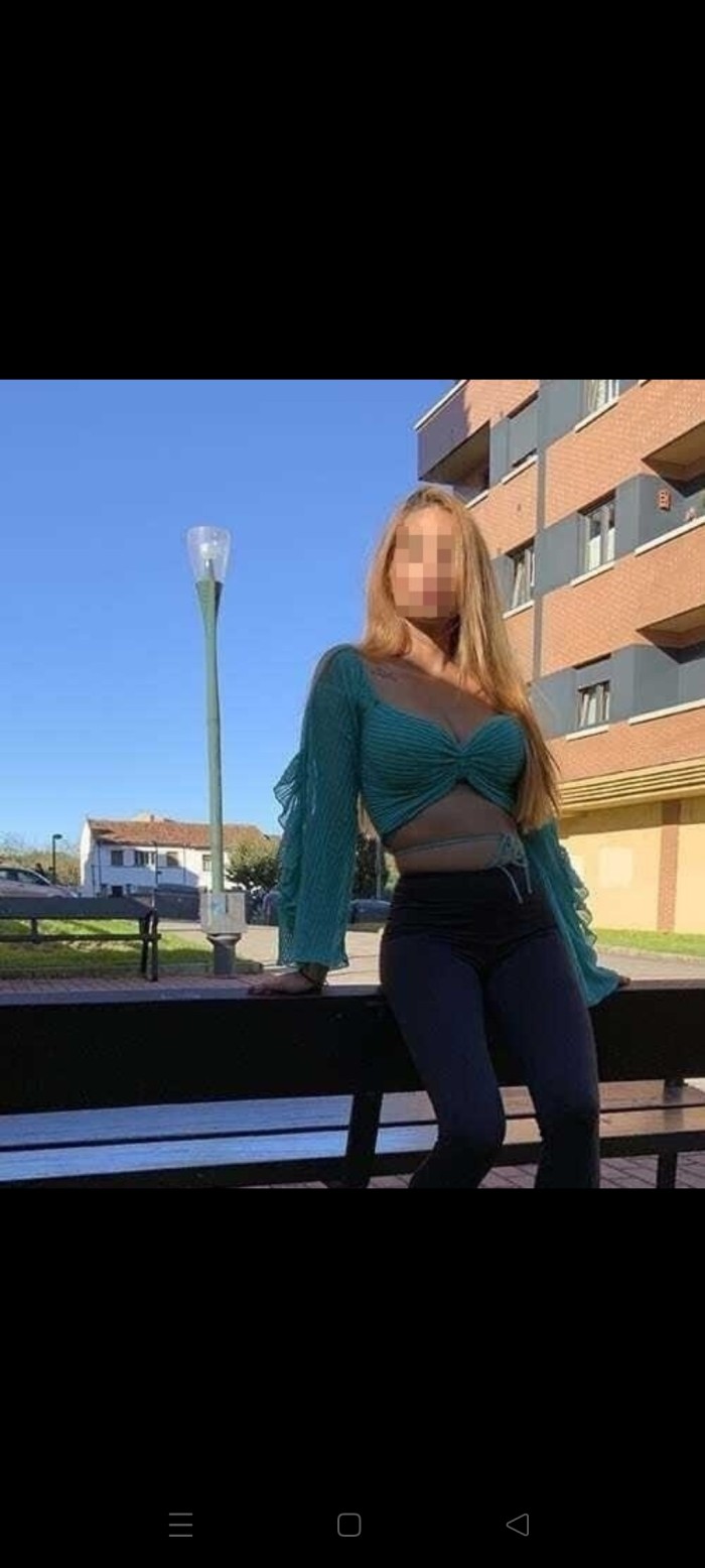 joven chica española viene a quedarse