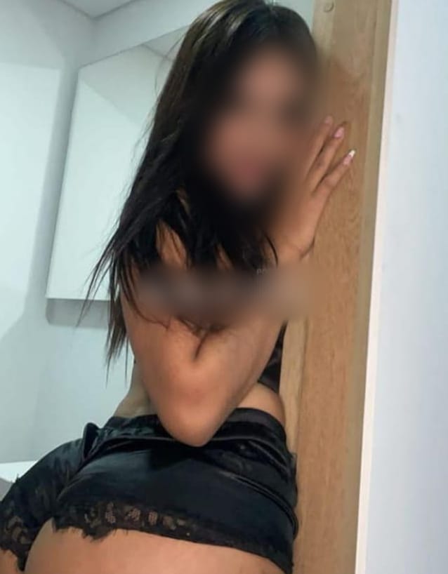 HERMOSA ESPAÑOLA CALIENTE CAÑERA