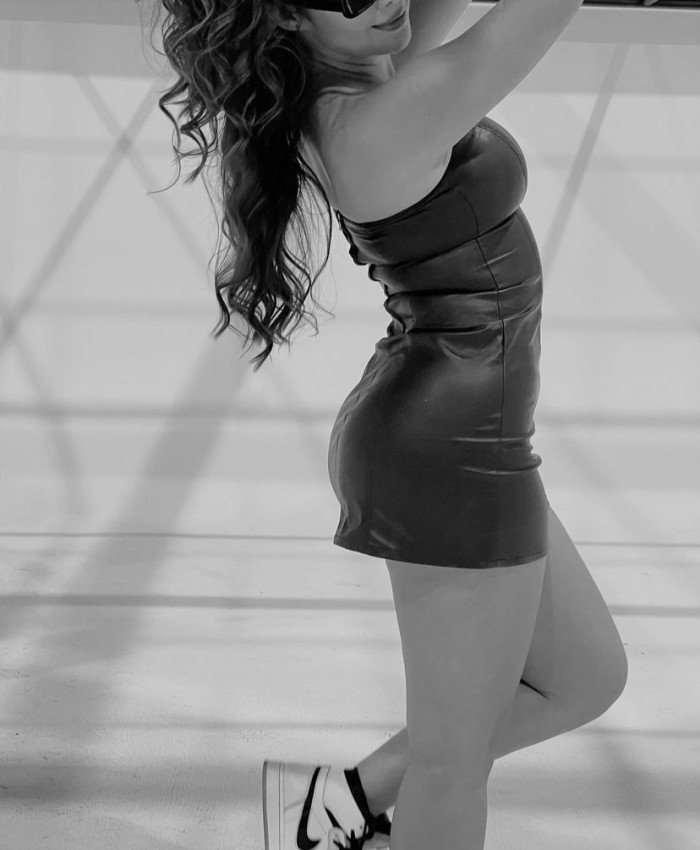 TE SACARE HASTA LA ULTIMA GOTA DE LECHE