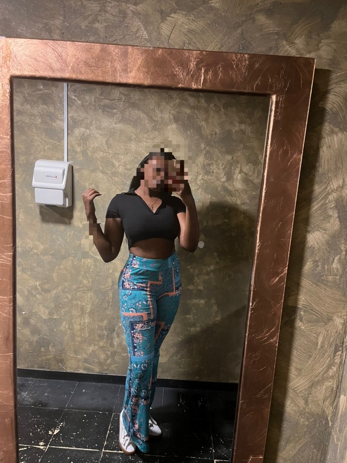 somos 5 amiguitas fiesteras e implicadas