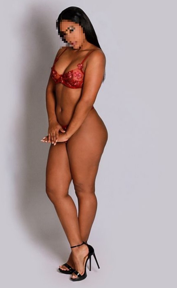 ANTES DEL CONTACTO UN DELICIOSO MASAJES. ATOCHA