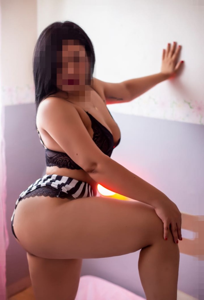 chica sexi con buen cuepo 24hrs
