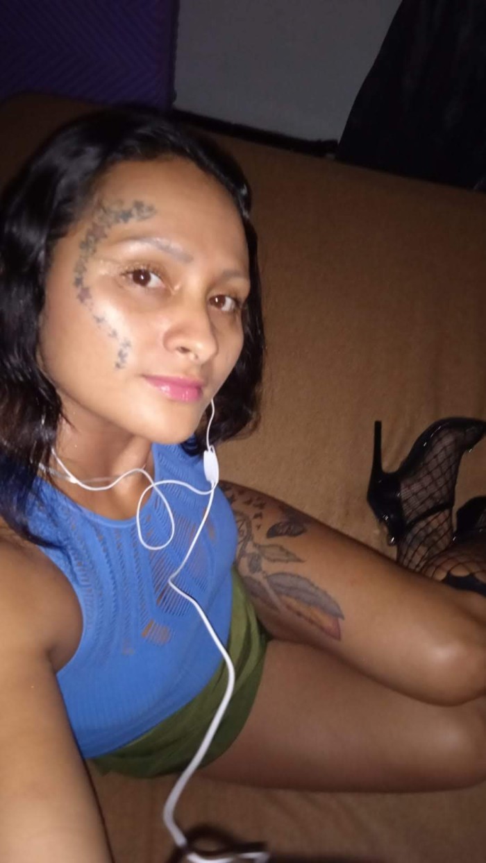 M*ME ENCANTARIA VISITARTE O PUEDES VENIR A MI PISO