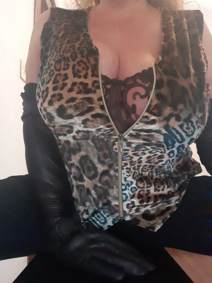 Experiencias atrevida,madurita exuberante